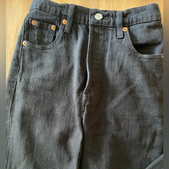 Levi’s black Ribcage Straight Ankle jeans (size 23) - Picture 5 of 7